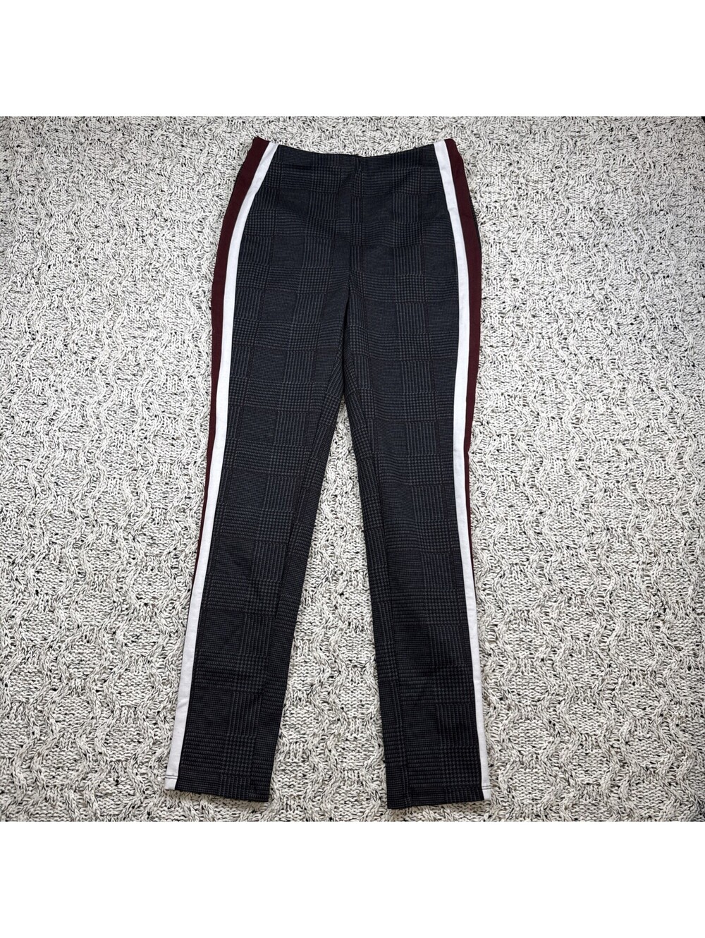 Forever 21 Women's Leggings Gray Size Medium Red White Striped Stretch Pants